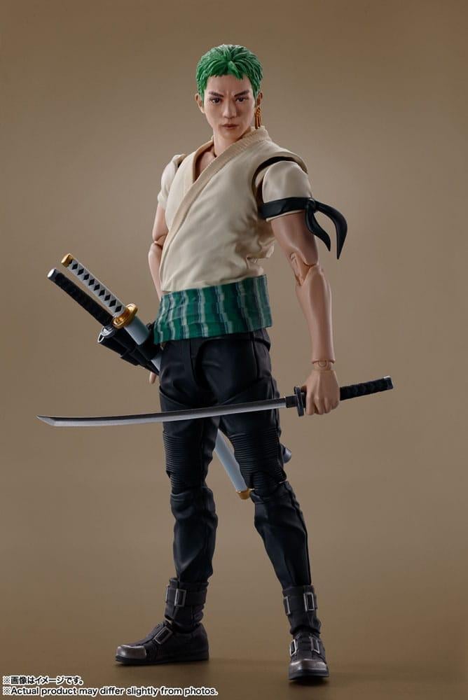 ONE PIECE NETFLIX - Roronoa Zoro - Figure S.H. Figuarts 14cm