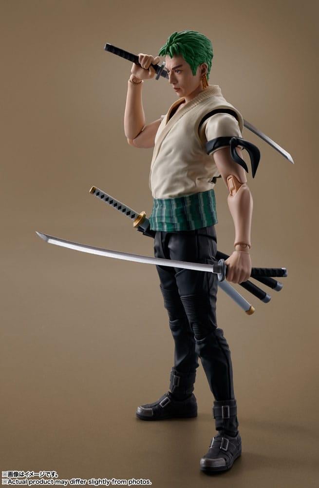 ONE PIECE NETFLIX - Roronoa Zoro - Figure S.H. Figuarts 14cm