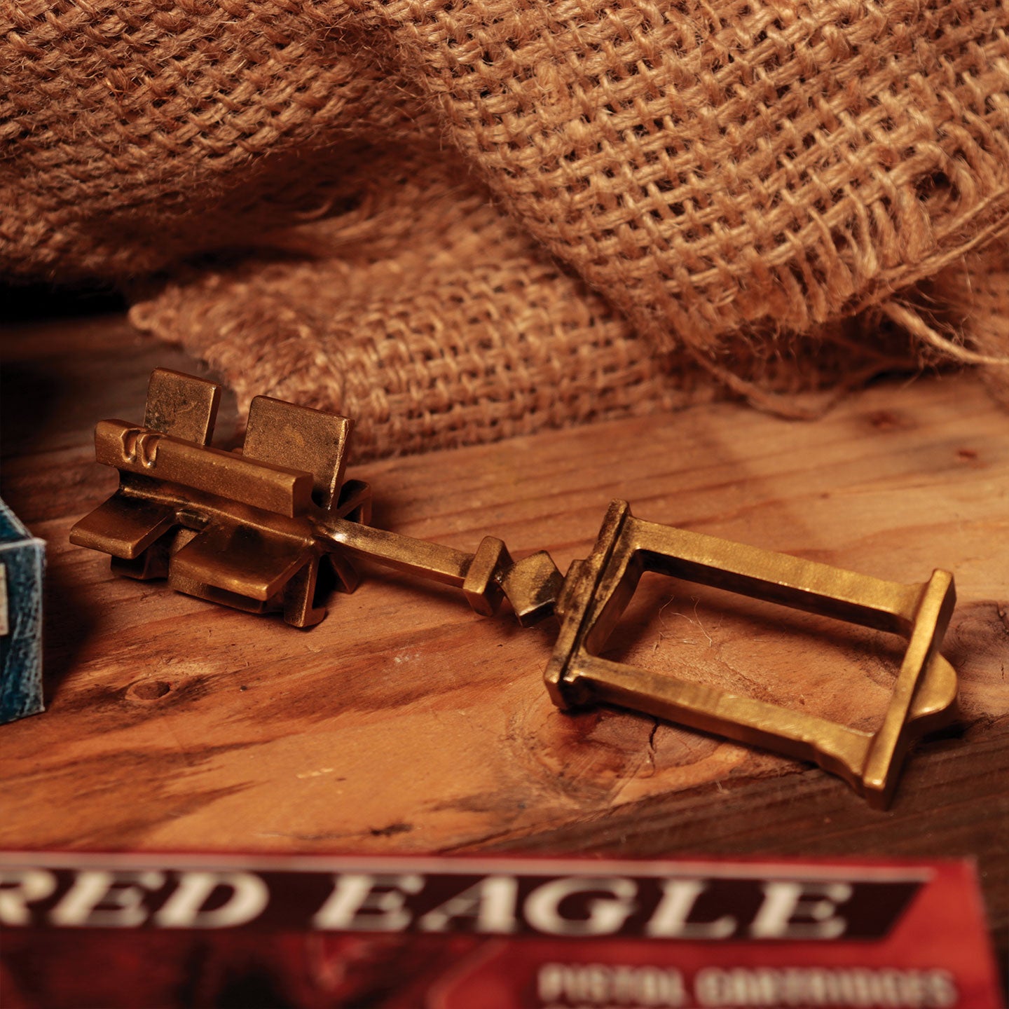 RESIDENT EVIL 4 - Wayshrine - Key Replica Limited Edition - 12cm