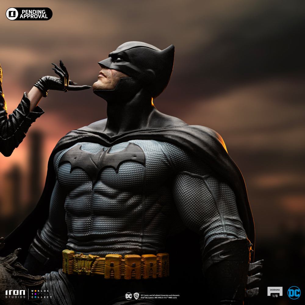 DC COMICS - Batman and Catwoman - Statue Diorama 1/6 51cm