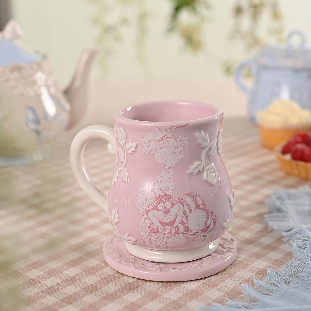 ALICE IN WONDERLAND - Cheshire Cat - Embossed Mug 11Oz