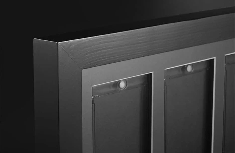 EVORETRO - Display Case for 5 Cards In Magnetic Case 1pc