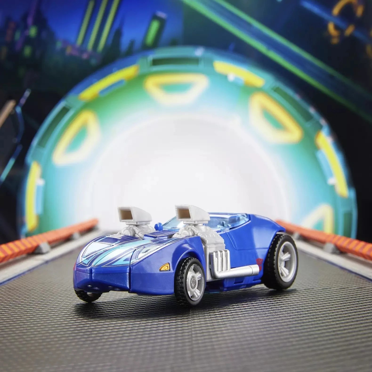 TRANSFORMERS X HOT WHEELS - Twin Mill - Figure Collaborative 13cm