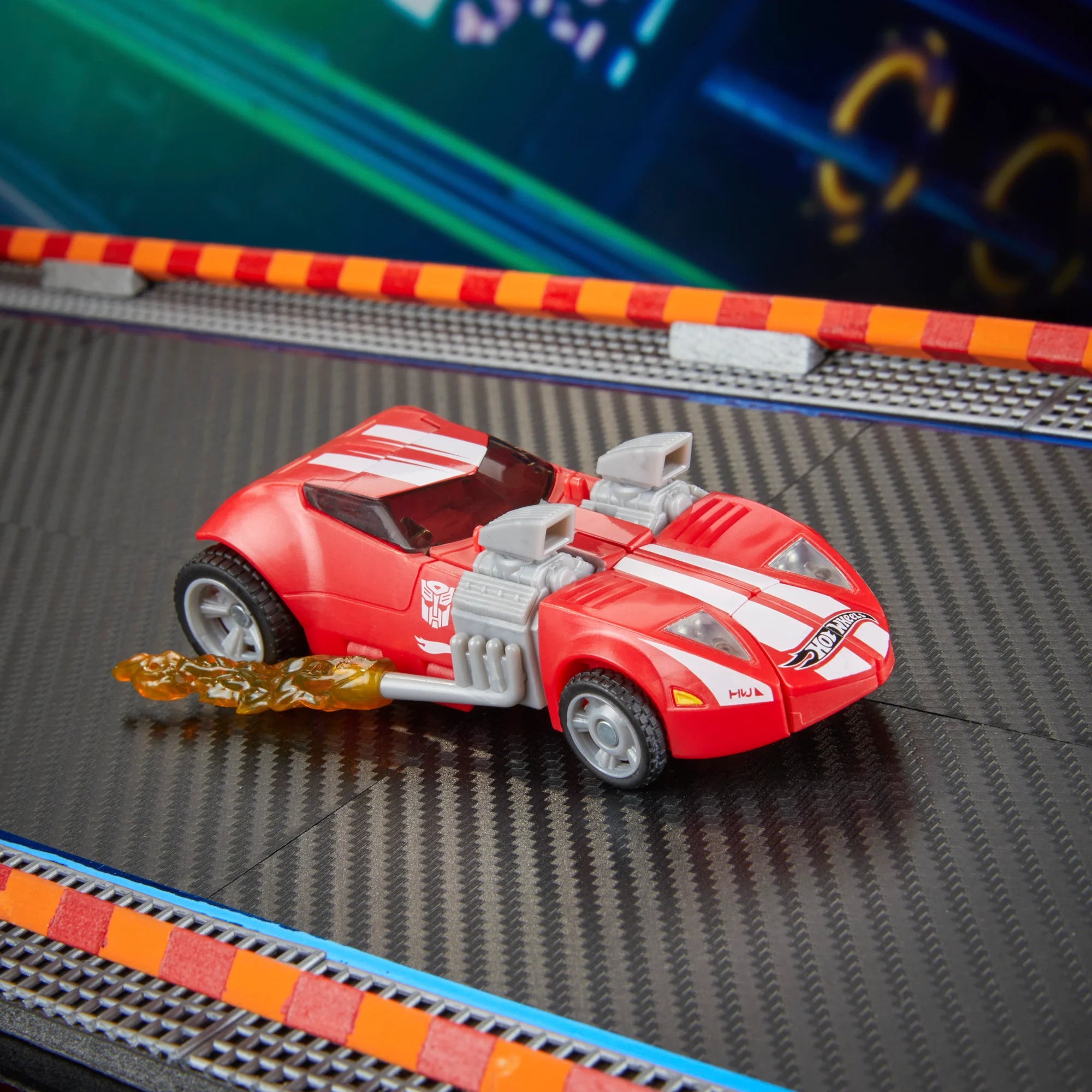 TRANSFORMERS X HOT WHEELS - Twin Mill - Figure Collaborative 12.5cm