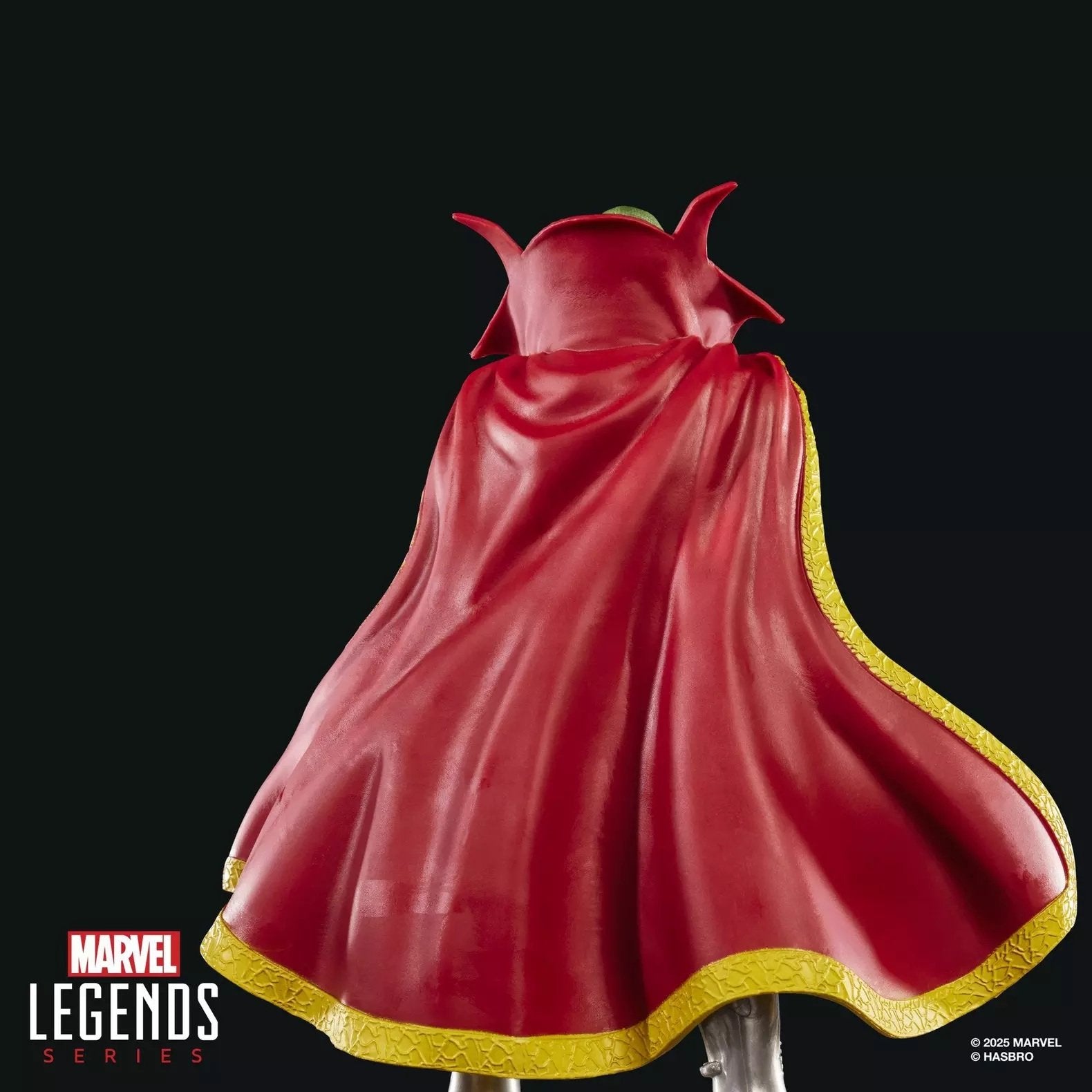 MARVEL - Emperor Doom - Figure Legends Series 15cm
