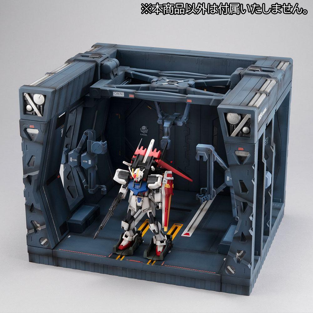 GUNDAM SEED - Structure GS04 Archangel Bridge -Diorama Real. Mod. 36cm