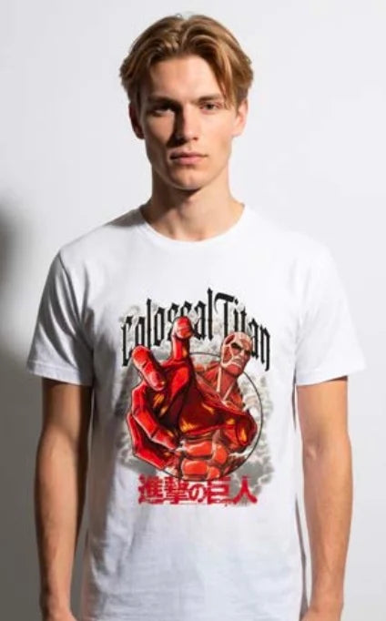 ATTACK ON TITAN - Colosal Titan - T-Shirt (M)