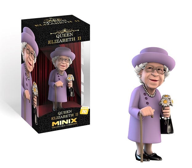SPECIAL CATEGORY - Queen Elizabeth II - Figure Minix #70 12cm