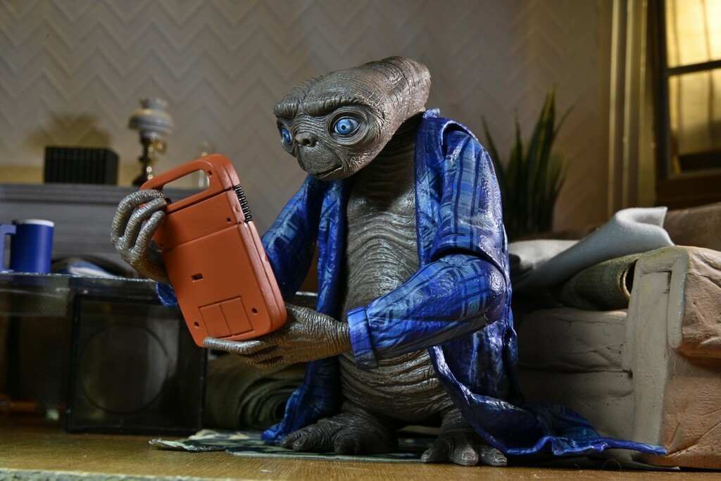 E.T. - Ultimate Telepathic E.T. - Figure 40th anniversary 18cm