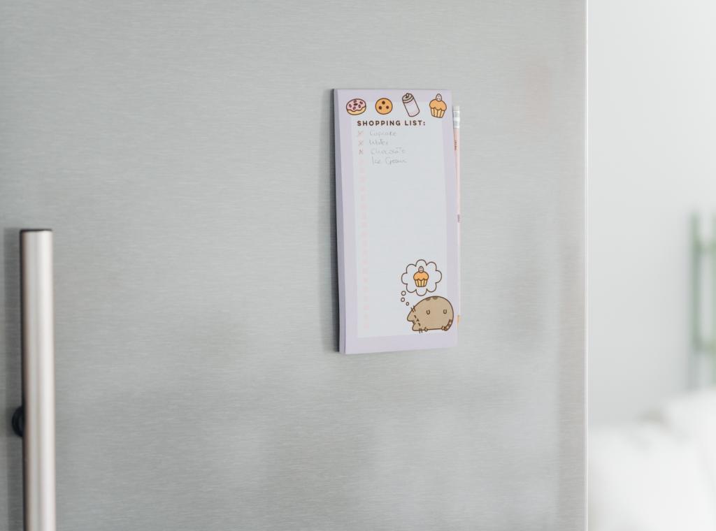 PUSHEEN - Magnetic Shopping List + Pencil