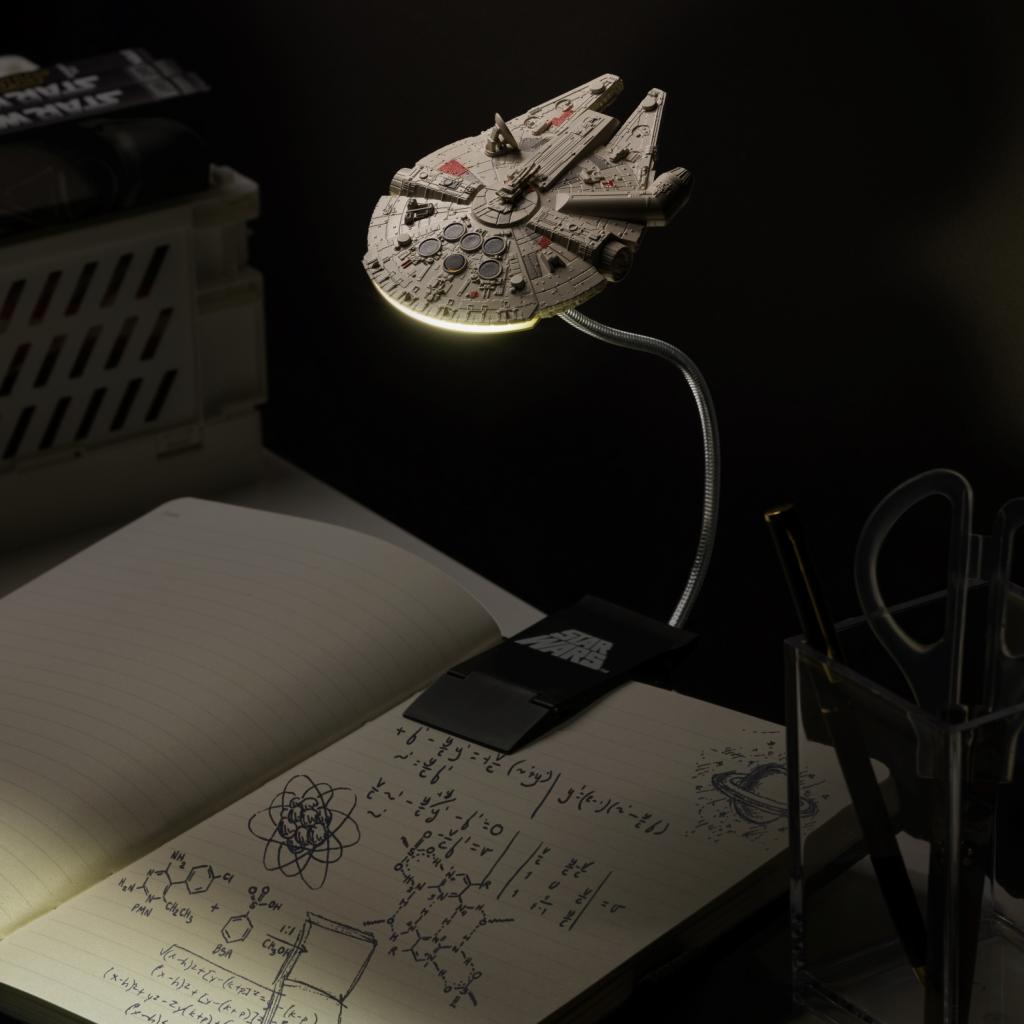 STAR WARS - Millenium Falcon - Book Light