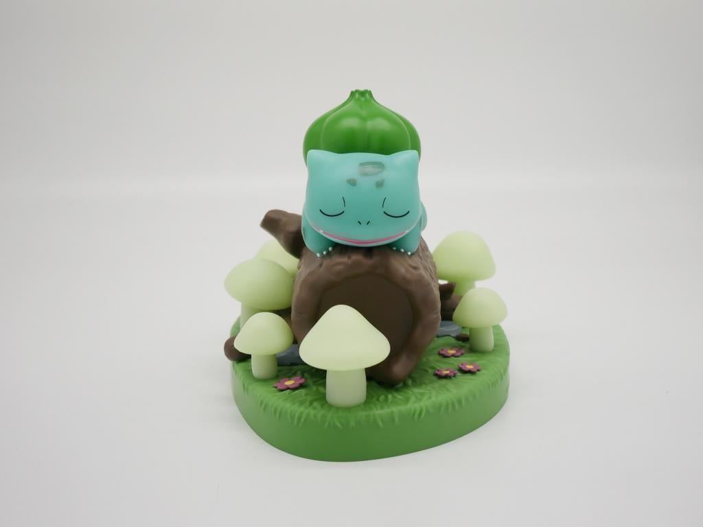 POKEMON - Bulbasaur - LED Light-Up Scene