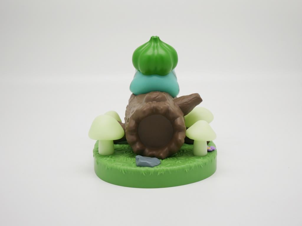 POKEMON - Bulbasaur - LED Light-Up Scene