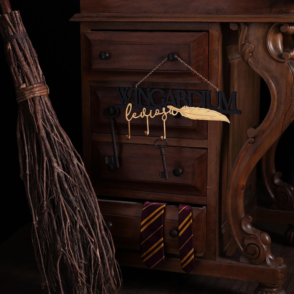 HARRY POTTER - Wingardium Leviosa - Wall Key  Holder