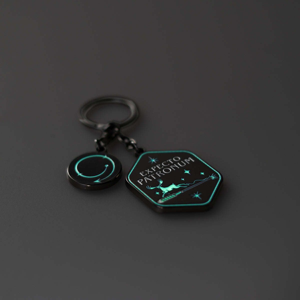 HARRY POTTER - Expecto Patronus - 'Glow in the Dark' Keychain