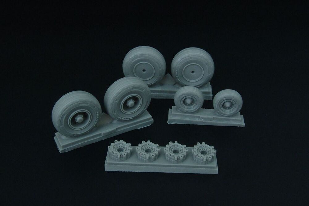 C-130 wheel set (with disc brakes) (Italeri)