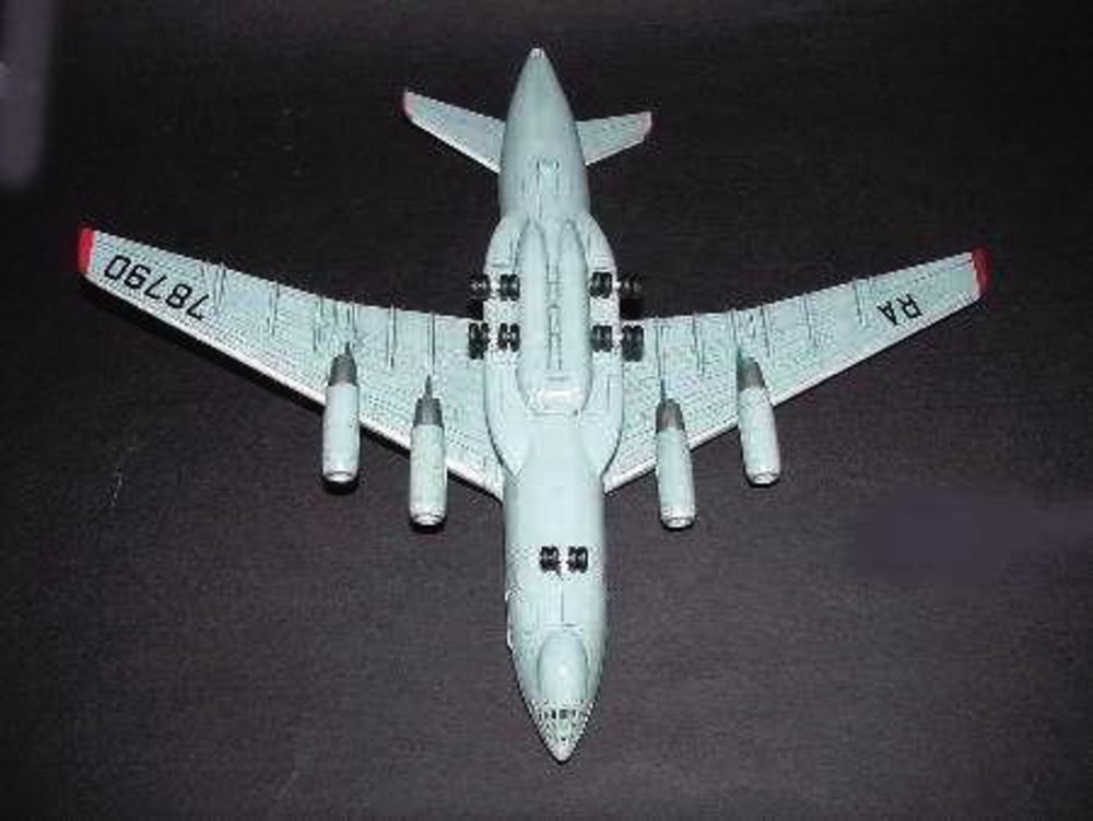 Iljushin IL-76 Candid Transport