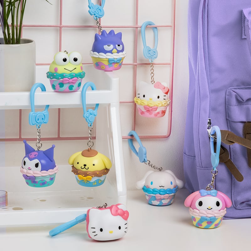 HELLO KITTY - Sweet Treats - Backpack Buddies (Display 24 Pcs)