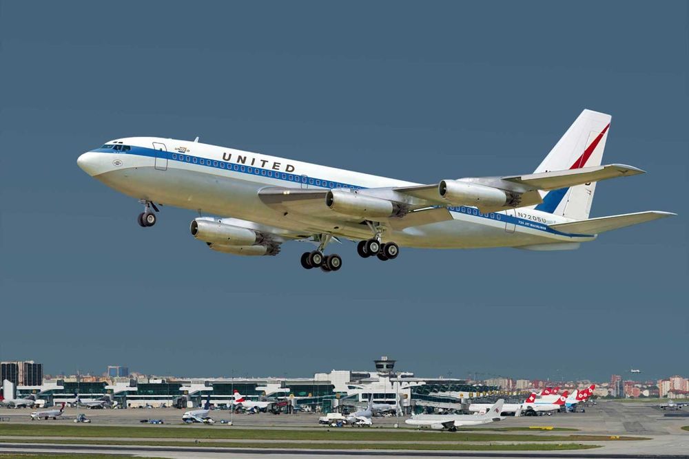 Boeing 720 United