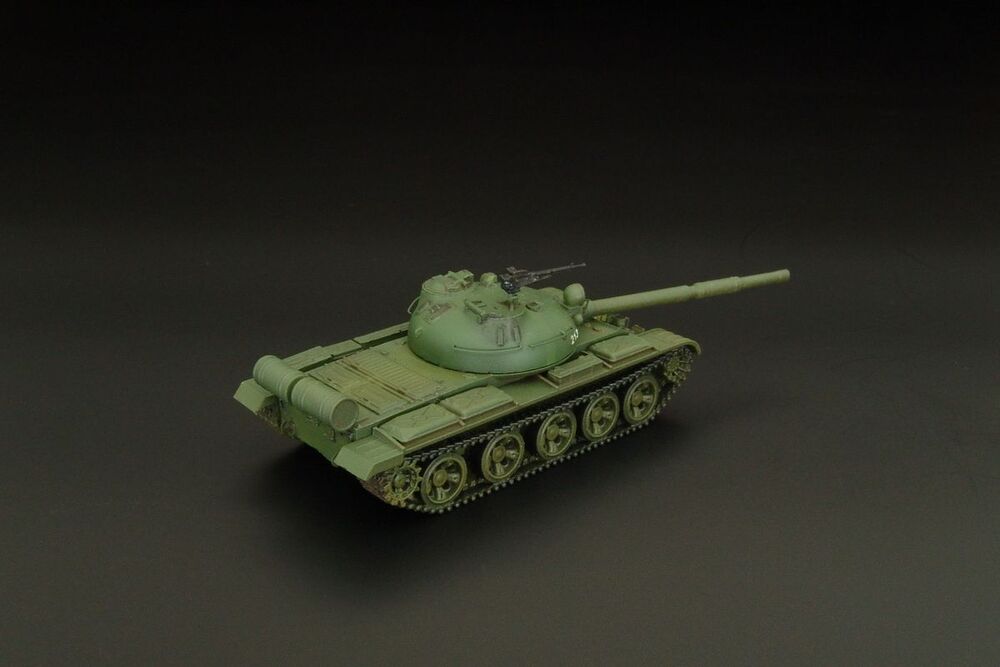 T-62 (1972)