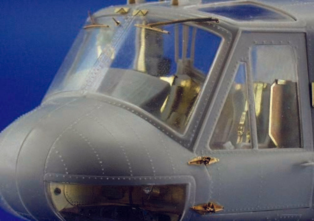 UH-1C Huey Exterior f��r Academy Bausatz