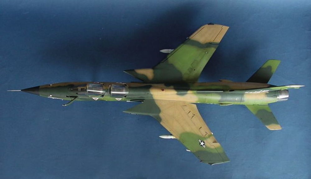 Republic F-105 G Wild Weasel