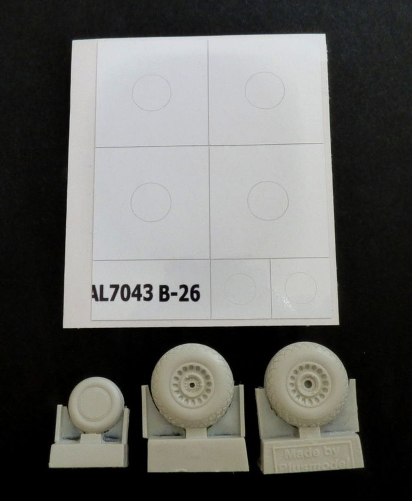 B-26 Marauder early wheels diamond tread