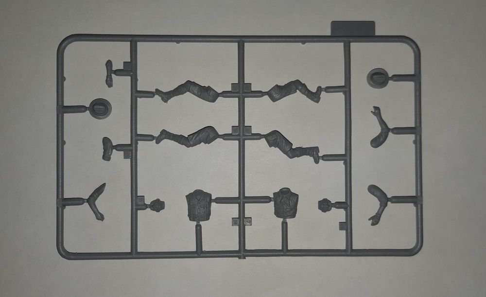 ANZAC Drivers (1917-1918)(2 figures)