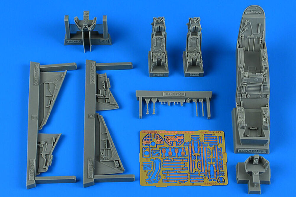 Harrier T.4/T.4A cockpit set