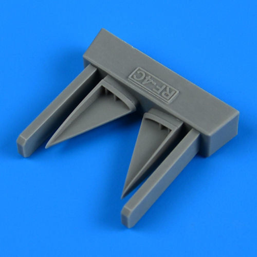 RF-4C Phantom II vercital tail air inlet for REVELL