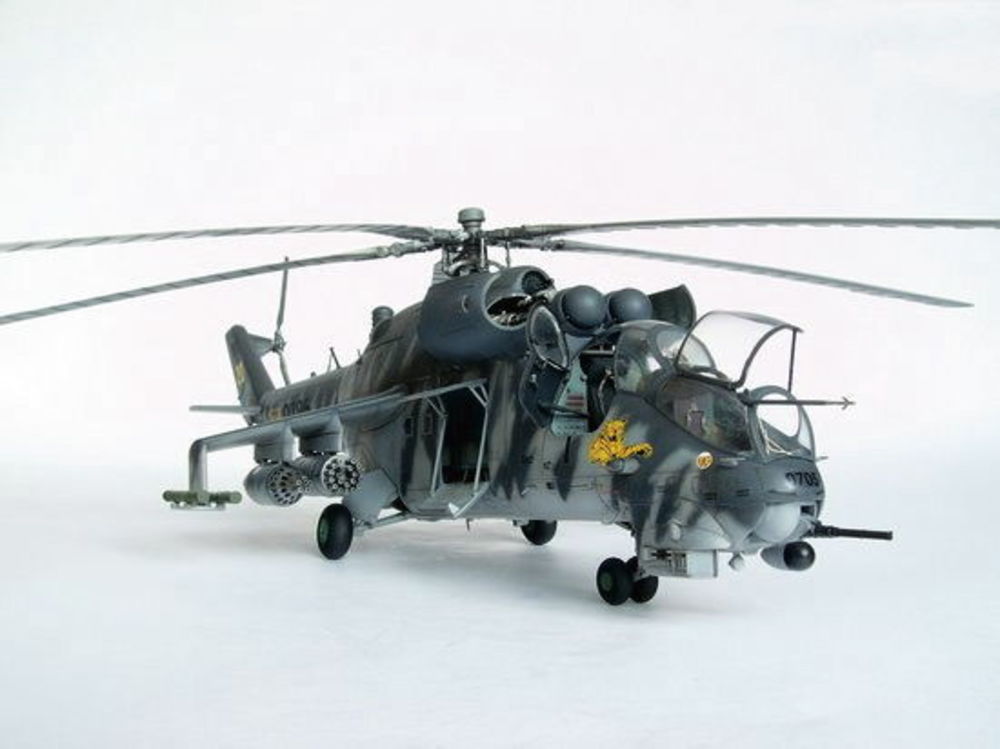 Mil Mi-24 V Hind-E