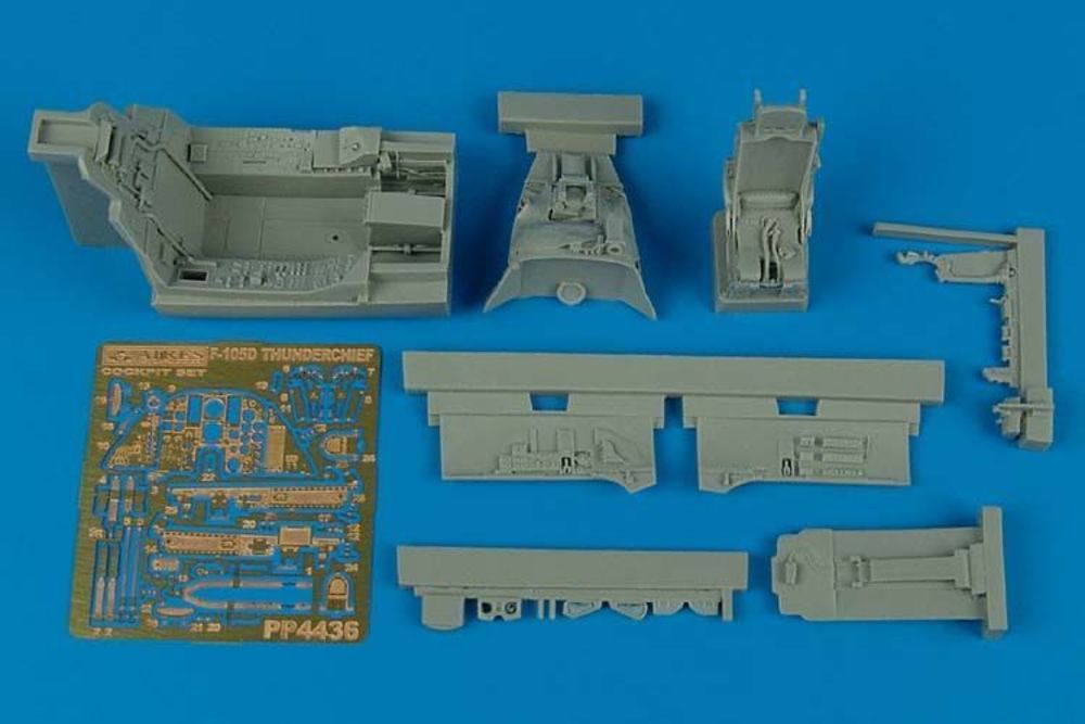 F-105D Thunderchief cockpit set