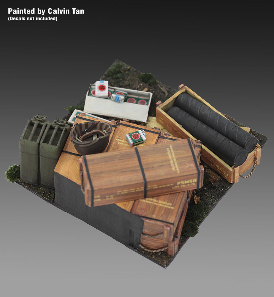 Base with 105 mm Ammo with Cases  cm4x4