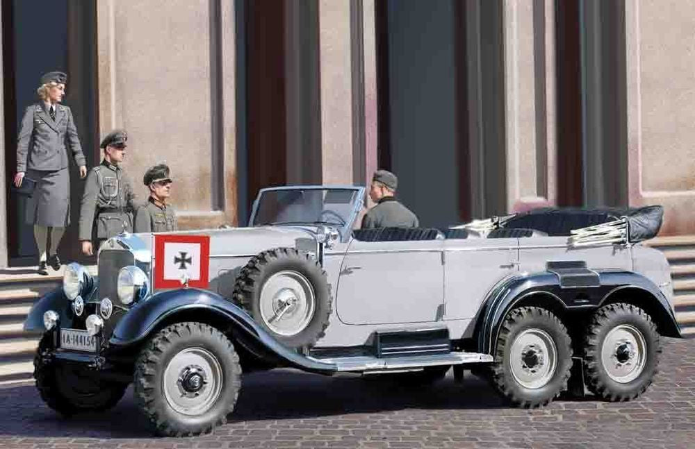 G4 (1939), German Car With Passengers