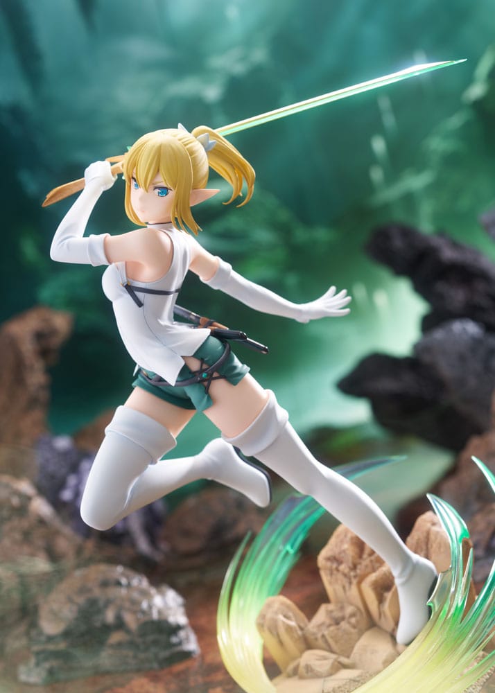 Is It Wrong to Try to Pick Up Girls in a Dungeon? PVC Statue 1/7 V Ryu Lion Level 6 Ver. 25 cm