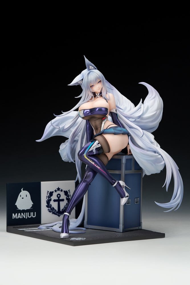 Azur Lane PVC Figure 1/7 Shinano Moonlit Chrome Ver. 25 cm