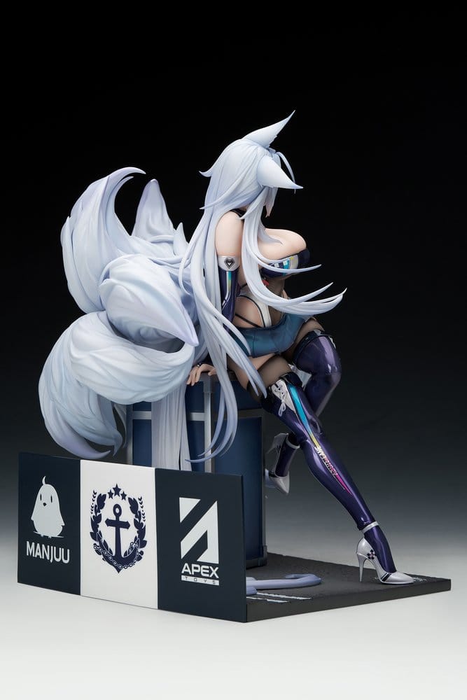 Azur Lane PVC Figure 1/7 Shinano Moonlit Chrome Ver. 25 cm