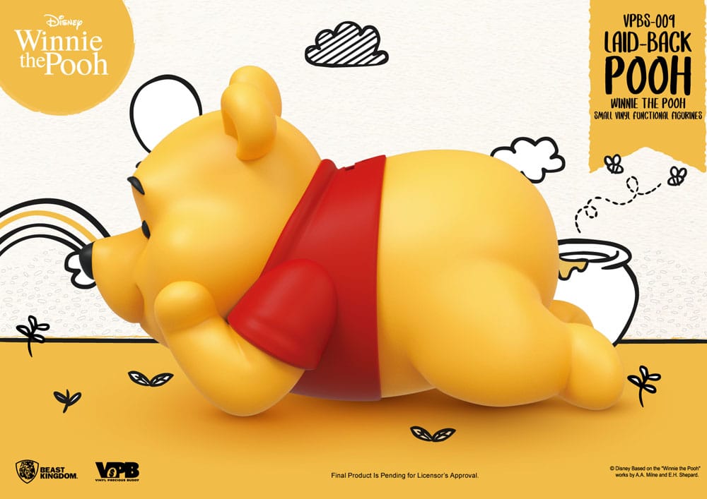 Winnie The Pooh Small Vinyl Bank laid-back Winnie 17 cm