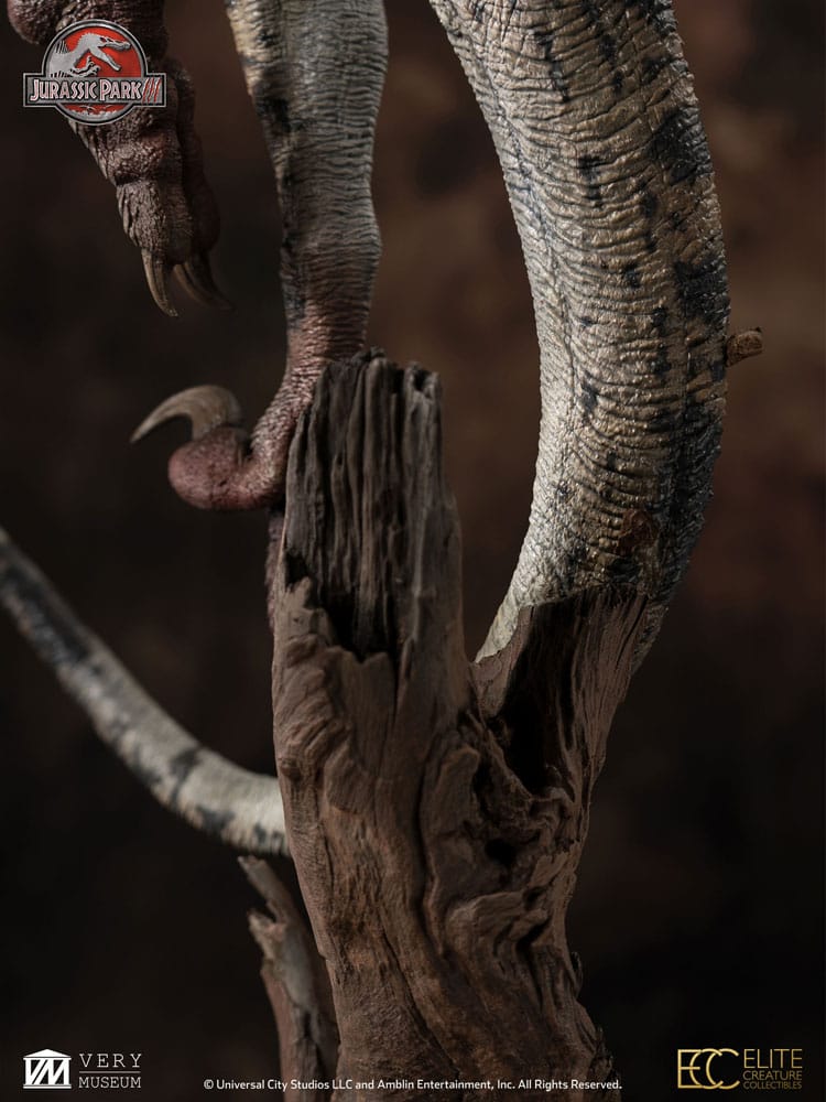 Jurassic Park III Maquette 1/4 Female Velociraptor White Queen 103 cm