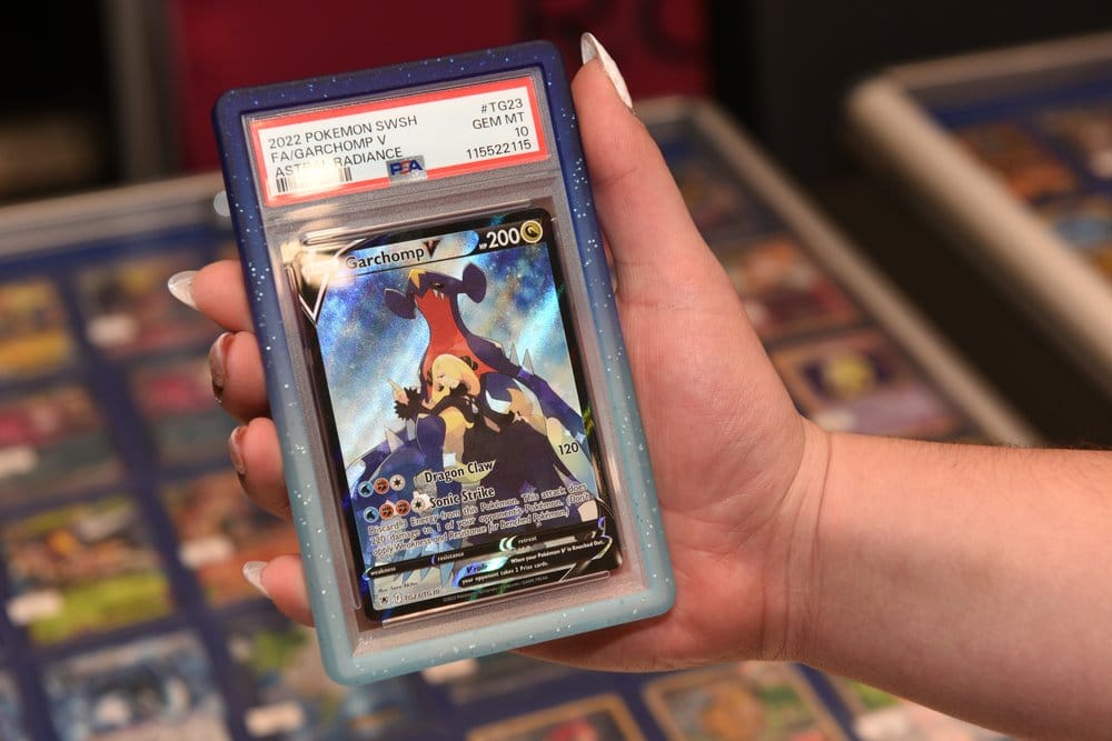 Evoretro Bumper for PSA Graded Card Slab Gradient Light Blue-Dark Blue Glitter