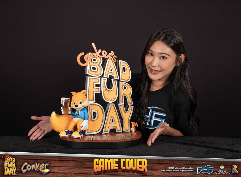 Conker's Bad Fur Day Statue Game Cover Exclusive Edition 45 cm