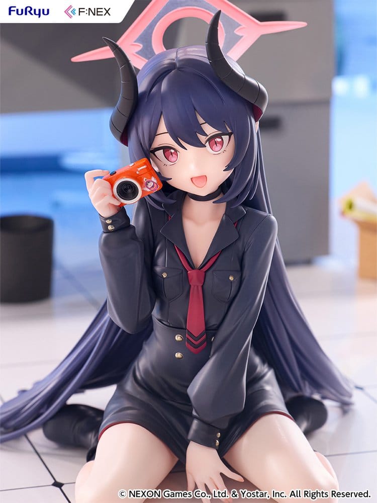 Blue Archive F:NEX PVC Figure 1/7 Chiaki Memorial lobby Ver. 38 cm