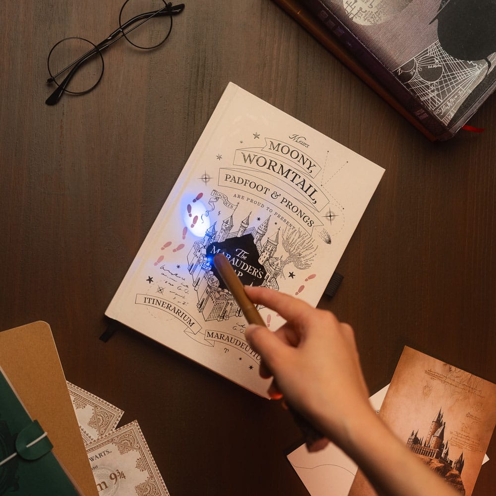 Harry Potter Premium Notebook A5 with Light-Up Marauder's Map
