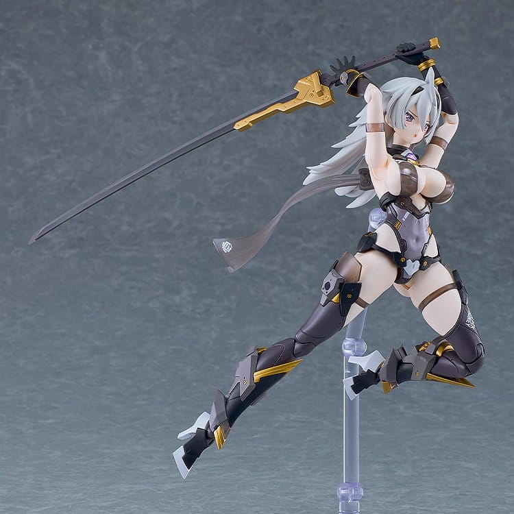 Cutie Honey Nova Plamatea Plastic Model Kit Black Honey 17 cm