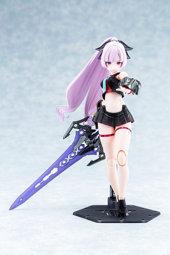 Megami Device Plastic Model Kit 1/1 Buster Doll Paladin Darkness Claw 17 cm