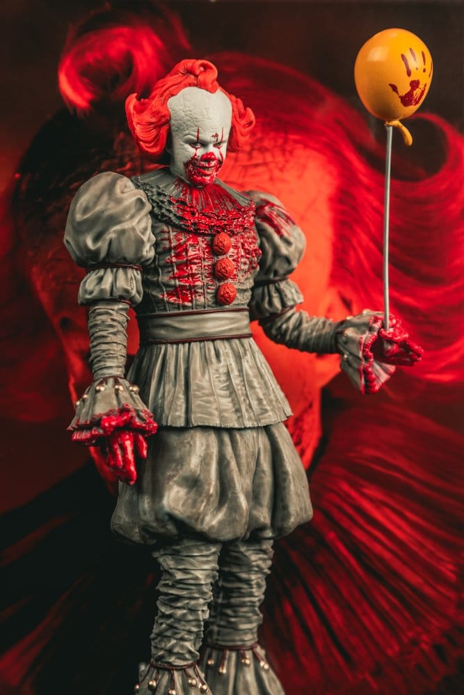 It Welcome to Derry Movie Maniacs Figure Pennywise (Bloody) 16 cm