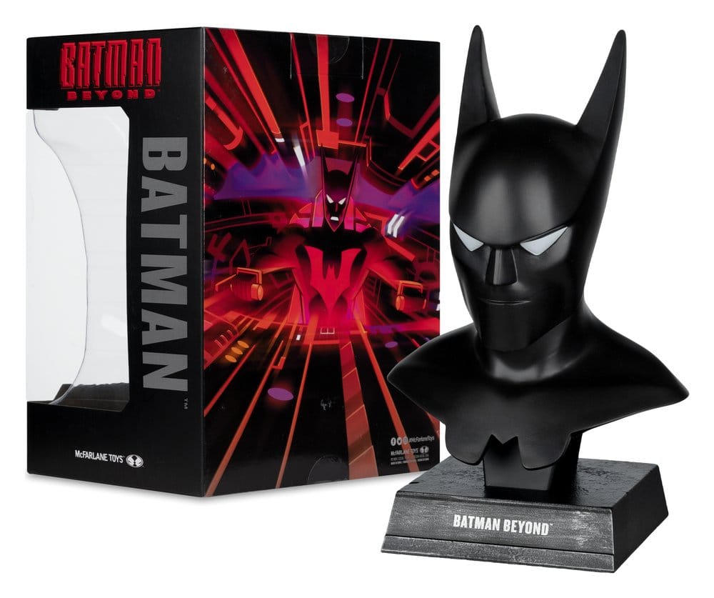 DC Direct Prop Replica 1/3 Batman Cowl (Batman Beyond Animated) 18 cm
