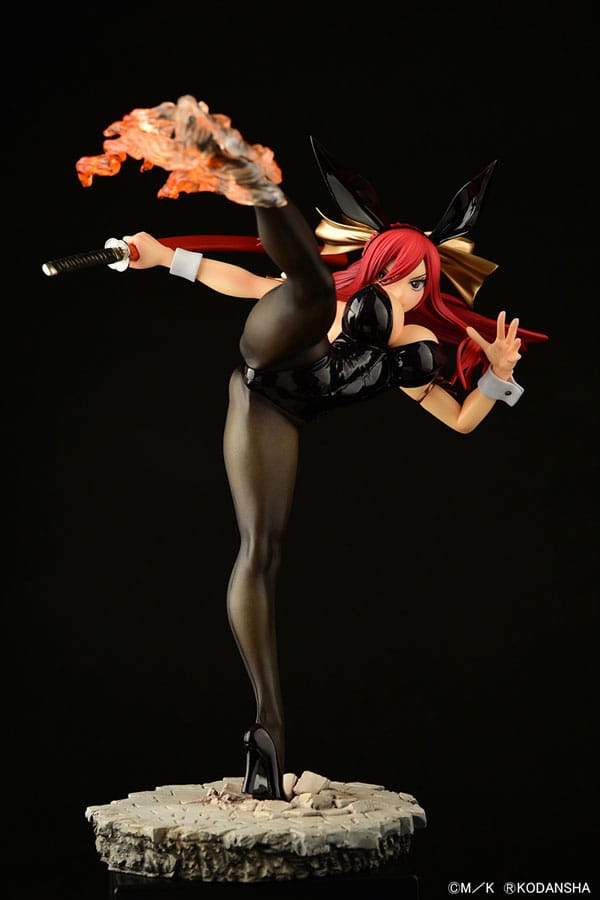 Fairy Tail Statue 1/6 Erza Scarlet High Kick Black Bunny Ver. 37 cm