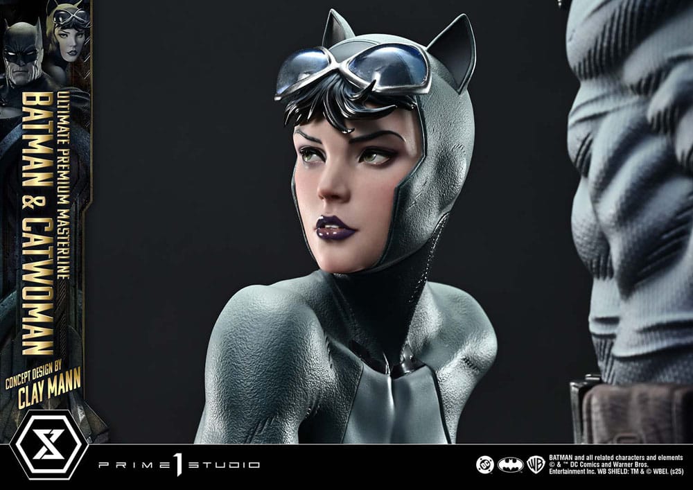 DC Comics Ultimate Premium Masterline Series Statue 1/4 Batman & Catwoman (Concept Design by Clay Mann) Bonus Version 56 cm