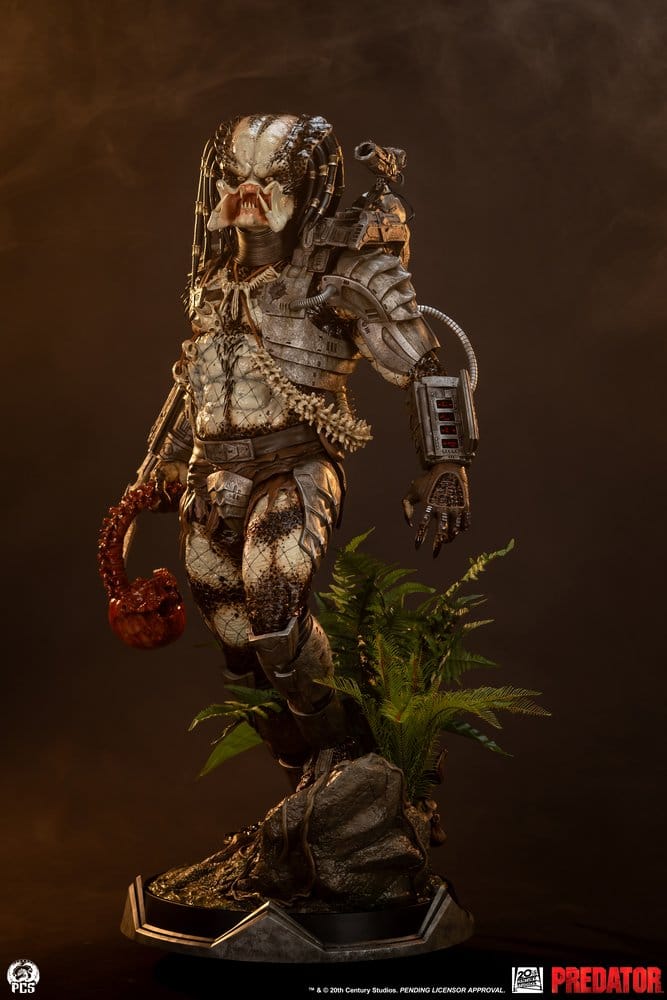 Predator Statue 1/2 Predator 117 cm
